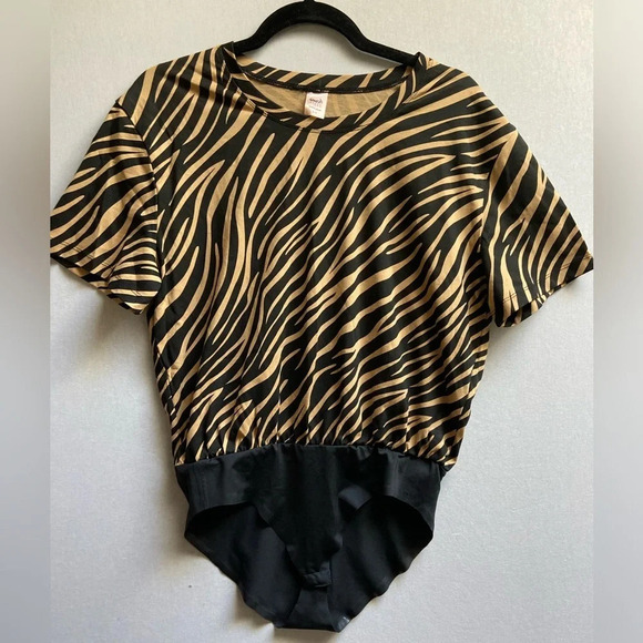 Smash + Tess  t shirt bodysuit in Teresa Tiger Print Sz S - Picture 1 of 9